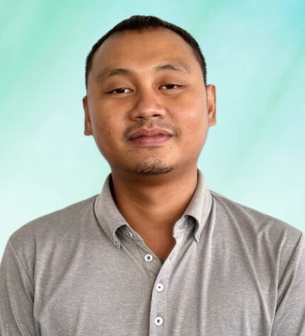 Golf Operation Executive - George Amilton